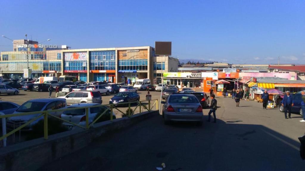Hotel Lilo near Airport Tbilisi Esterno foto